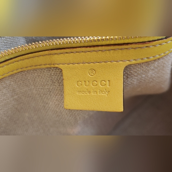 GUCCI Floral Yellow Tote Bag - Picture 10 of 17